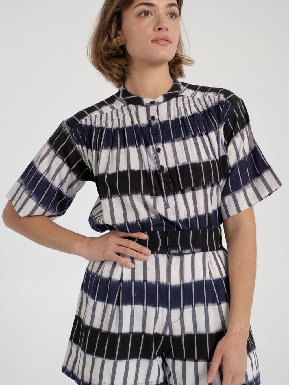 Apiece Apart Shirred Mission Ikat Print Popover Short Sleeve Blouse Navy White S